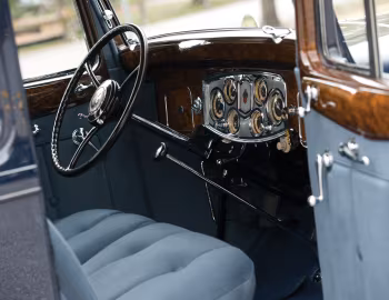 Interior 1934 Packard Twelve 5-passenger Coupe (1107-737)