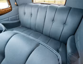 Interior 1934 Packard Twelve 5-passenger Coupe (1107-737)