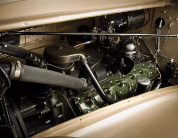 Sob o capô 1938 Packard Twelve Coupe Roadster (1607-1139) '09.1937–38