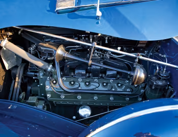 Sob o capô 1935 Packard Twelve Coupe Roadster by Dietrich (1207-839)
