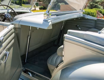 Інтер'єр 1934 Packard Twelve LeBaron Dual Cowl Sport Phaeton Re-creation by Roxas (1108-280) '04.1991