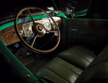 Interior 1934 Packard Twelve Phaeton (1107-731)
