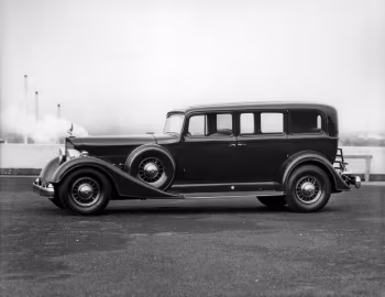 1934 Packard Twelve Sedan Limousine (1108-735)