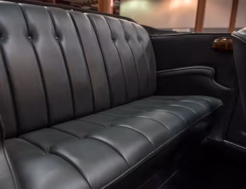 Interior 1932 Packard Twin Six Convertible Victoria (#900404)