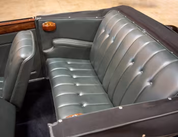 Interior 1932 Packard Twin Six Convertible Victoria (#900404)
