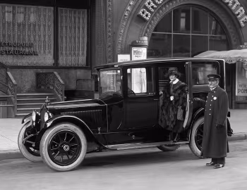 1918–19 Packard Twin Six Model 3-35 Brougham (185)