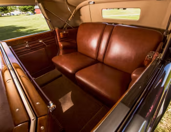 Інтер'єр 1932 Packard Twin Six Individual Custom Convertible Sedan by Dietrich (906-2070)