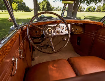 Передня панель 1932 Packard Twin Six Individual Custom Convertible Sedan by Dietrich (906-2070)