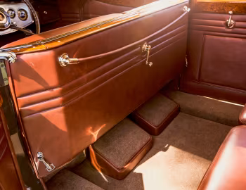 Інтер'єр 1932 Packard Twin Six Individual Custom Convertible Sedan by Dietrich (906-2070)