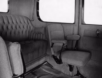Interior 1916 Packard Twin Six Limousine (1-35)