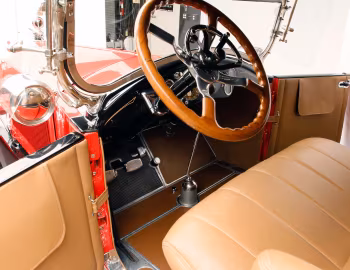 Interior 1920 Packard Twin Six Runabout (3-35)