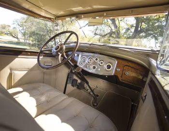 Interior 1932 Packard Twin Six Sport Phaeton (905-581)