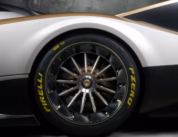 Pagani Huayra R Evo Roadster '2024–pr.