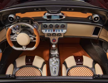 Panneau avant Pagani Utopia Roadster (#76002) '2024