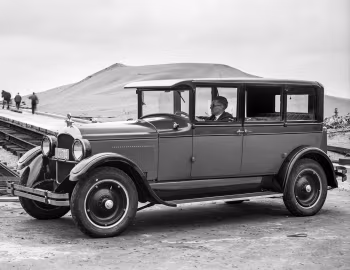 1926 Paige Model 6-72 De Luxe 5-passenger Sedan