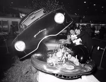 Under the hood Panhard Dyna Z '05.1955–05.1959
