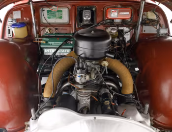 Пад капотам Panhard PL17 '1959–65