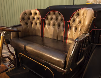 Интерьер Panhard & Levassor 16 cv entrée arrière tonneau '1900
