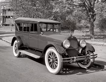 1924 Peerless Model 66 7-Passenger Touring Phaeton