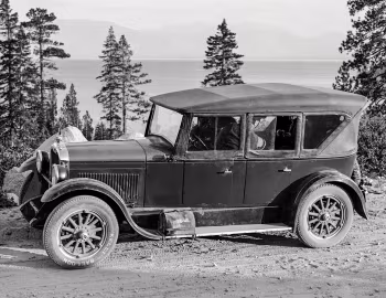 1924 Peerless Model 66 7-Passenger Touring Phaeton