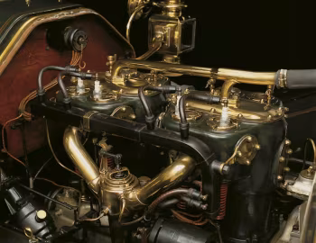 Under the hood 1910 Peerless Model 27 Roadster