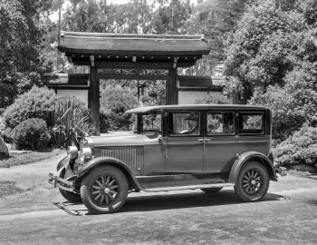 1927 Peerless Model 6-90 Sedan
