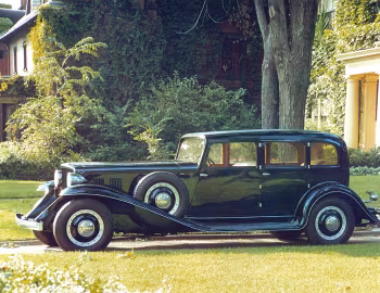 1932 Peerless V16 Prototype Sedan by Murphy