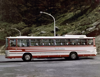 Pegaso, Irizar Dinam