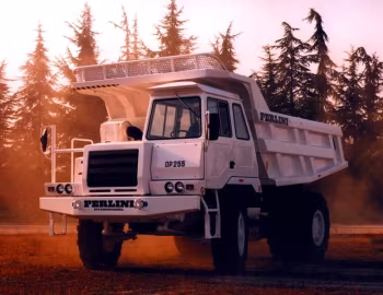 Perlini DP255 Dump Truck '1995–2016