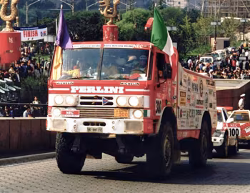Perlini 105F Red Tiger '1992