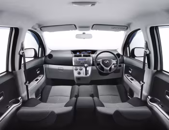 Інтер'єр Perodua Alza '2009–18