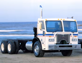 1997 Peterbilt 320 [North America]