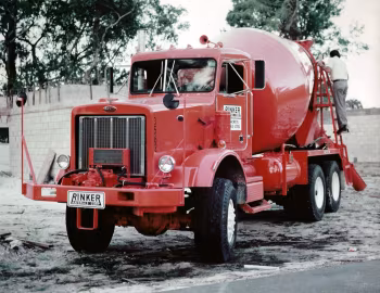 1979 Peterbilt 348 concrete mixer [North America]