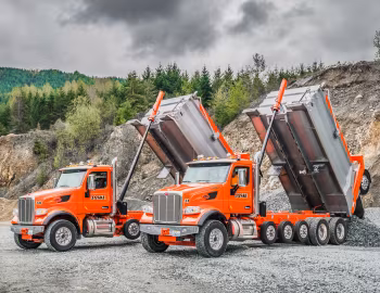 Peterbilt 567 OSW Super Dump '2019