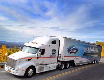 Peterbilt 587 '2010–pr.