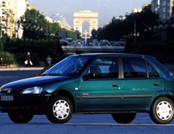 Peugeot 106 "Color Line" 5-door [France] '07.1997–04.1998