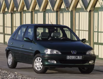Peugeot 106 "Roland Garros" 5-door [France] '04.1996–97