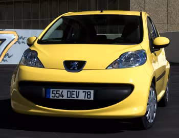 Peugeot 107 3-door "Jaune Citrus" '2005–08