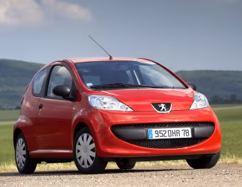 Peugeot 107 3-door "Rouge Scarlet" '2005–08