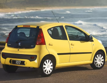 Peugeot 107 5-door [South Africa] '11.2006–04.2010