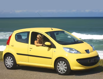 Peugeot 107 5-door [South Africa] '11.2006–04.2010