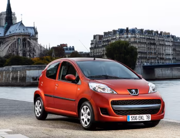 Peugeot 107 5-door [Worldwide] '2008–12