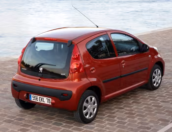 Peugeot 107 5-door [Worldwide] '2008–12