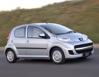 Peugeot 107 5-door [South Africa] '04.2010–01.2012