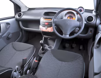 Interior Peugeot 107 5-door [South Africa] '04.2010–01.2012