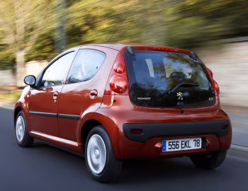 Peugeot 107 5-door [Worldwide] '2008–12