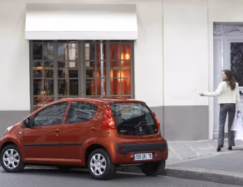 Peugeot 107 5-door [Worldwide] '2008–12