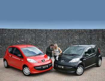 Peugeot 107 "Kiss" [UK-spec] '06–10.2008