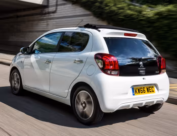 Peugeot 108 TOP! 5-door [UK-spec] '2014–21