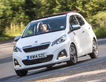 Peugeot 108 TOP! 5-door [UK-spec] '2014–21